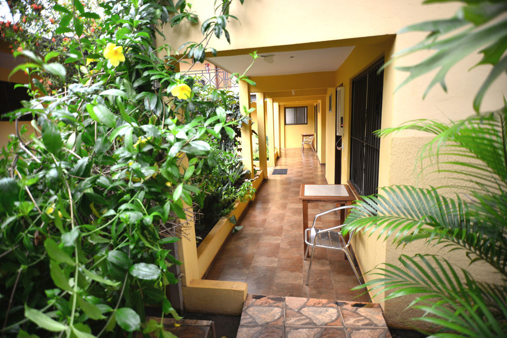 Hotel Lilian Puerto Iguazú Exterior foto